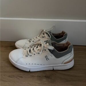 On Clouds White and Gray Sneakers